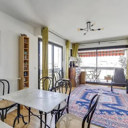 Апартаменты Guestready - Cosy Flat With Panoramic Views Париж