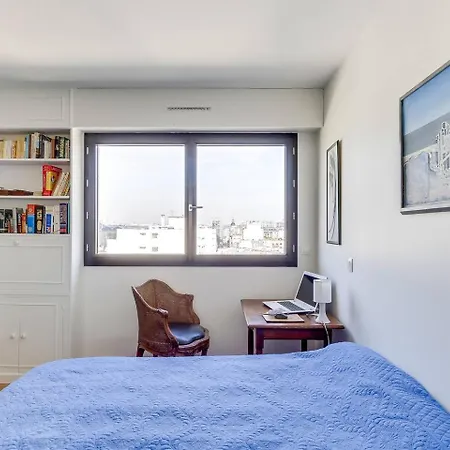 Апартаменты Guestready - Cosy Flat With Panoramic Views Париж